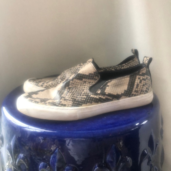 Marc fisher liletta animal lizard croc slip on double gore sneakers shoes slides - Picture 3 of 10